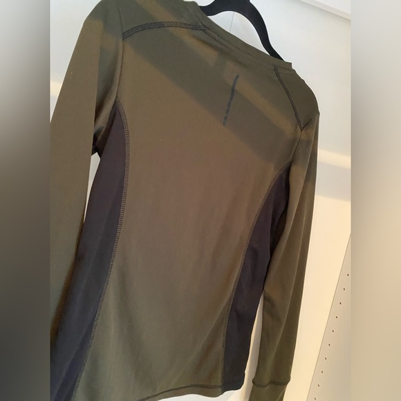 9.84 sport top by Bruny Surin - Picture 2 of 4